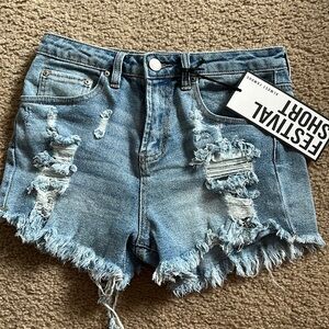 NWT ripped jean shirt size 5